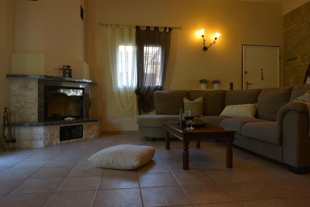 Paxos Santa Marina Villas ไกออส ภายนอก รูปภาพ