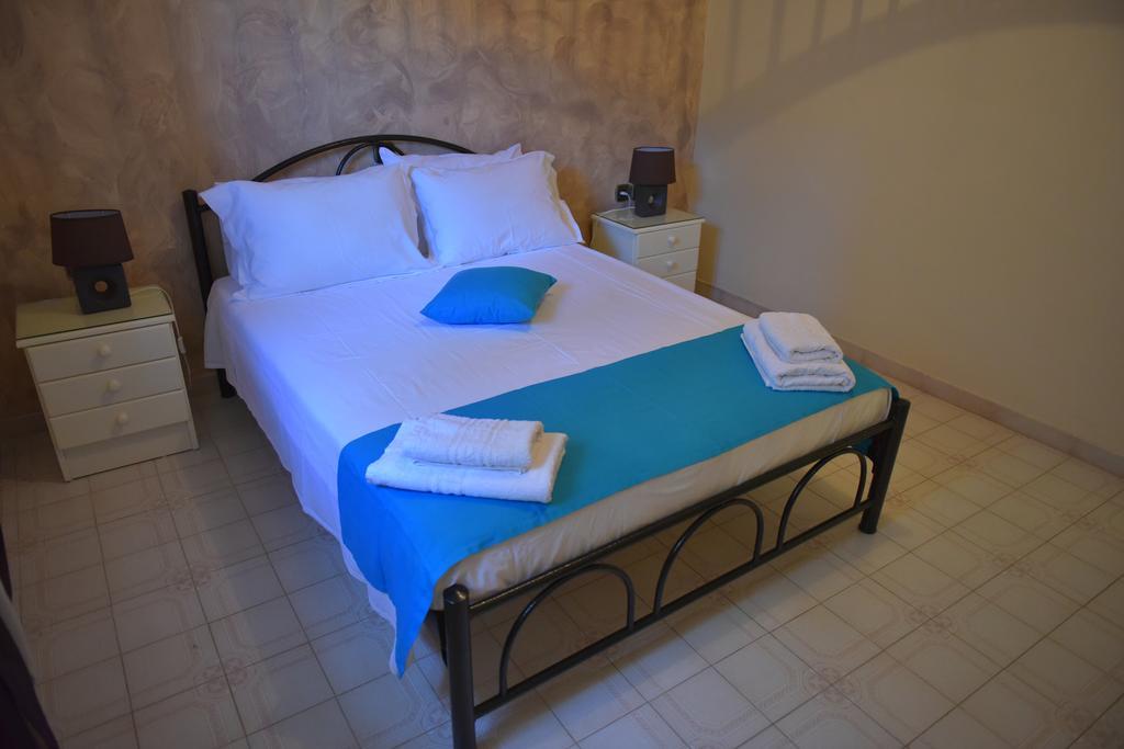 Paxos Santa Marina Villas ไกออส ภายนอก รูปภาพ