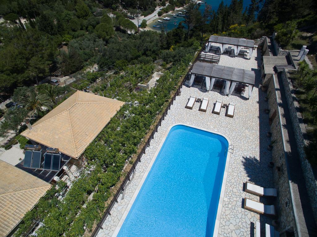 Paxos Santa Marina Villas ไกออส ภายนอก รูปภาพ